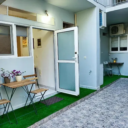 Apartment Candy 1 *